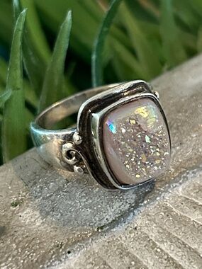 Sajen druzy ring silver size 7 light pink druzy vintage ring